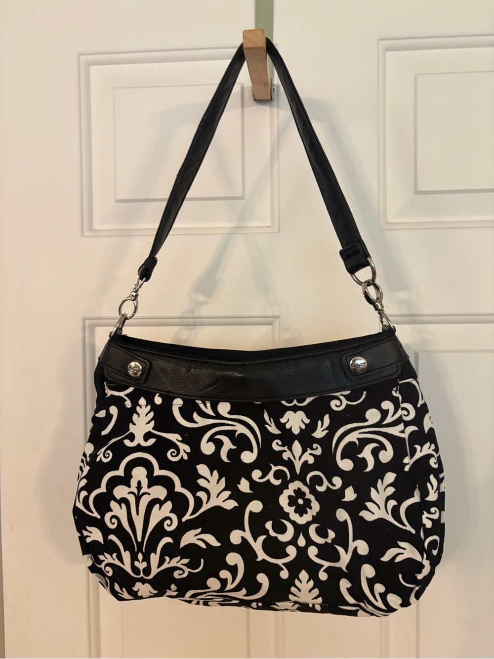 Black & White Damask Shoulder Bag - with changeable sleeves